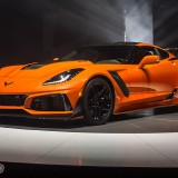 2019-Chevrolet-Corvette-ZR1-front-side-view-on-stage